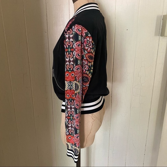 REBECCA MINKOFF sz 0 Black Bomber Jacket Floral Sleeves Silk - Picture 2 of 9